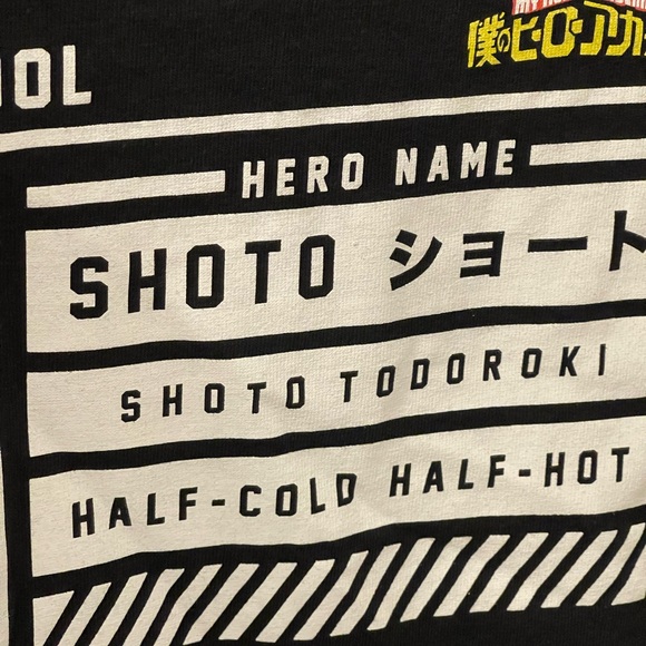 Official My Hero Academia Todoroki U.A. High School Badge T-Shirt - Picture 6 of 7